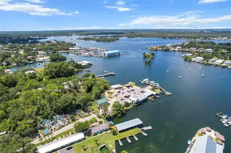 222 NE 1st Avenue Crystal River FL 34429