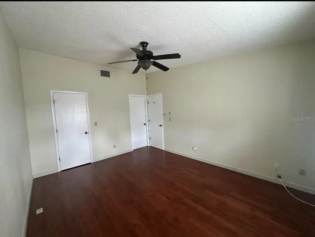 5419 Sweetwater Terrace Circle Tampa FL 33634