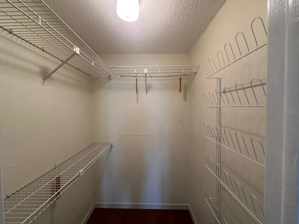 5419 Sweetwater Terrace Circle Tampa FL 33634