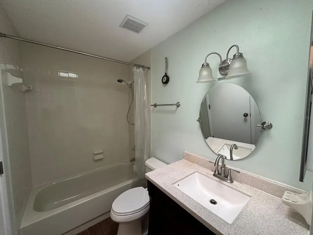 5419 Sweetwater Terrace Circle Tampa FL 33634
