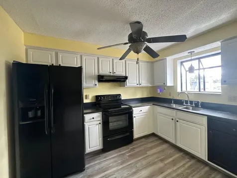 5419 Sweetwater Terrace Circle Tampa FL 33634