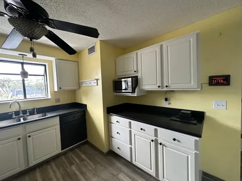 5419 Sweetwater Terrace Circle Tampa FL 33634