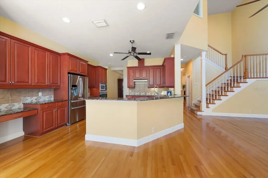 707 Lansden Court Tarpon Springs FL 34689