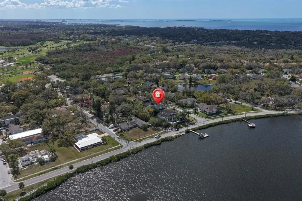 707 Lansden Court Tarpon Springs FL 34689