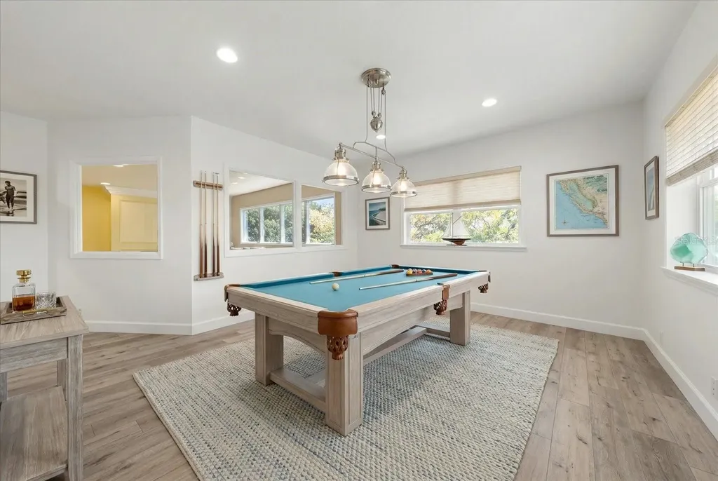 707 Lansden Court Tarpon Springs FL 34689