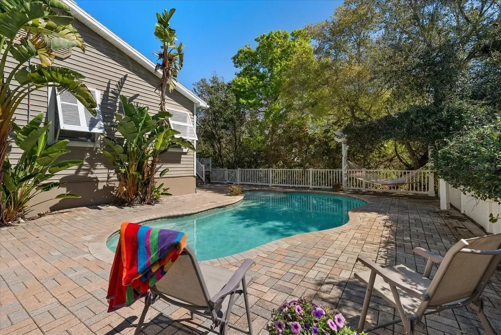 707 Lansden Court Tarpon Springs FL 34689