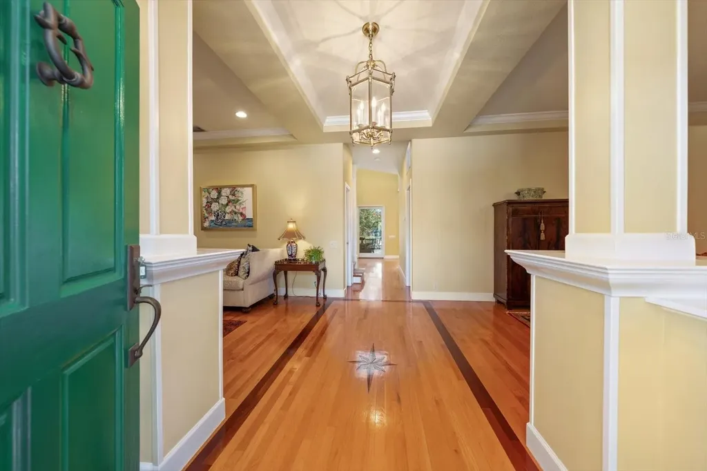 707 Lansden Court Tarpon Springs FL 34689