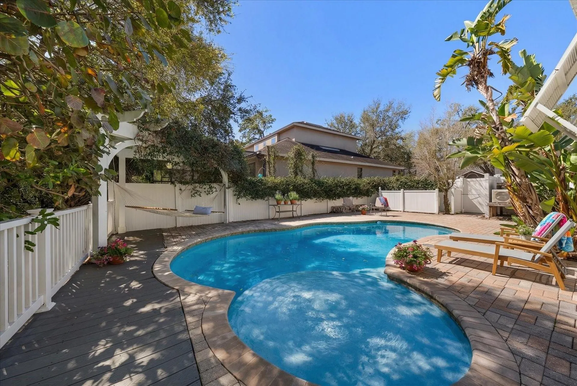 707 Lansden Court Tarpon Springs FL 34689