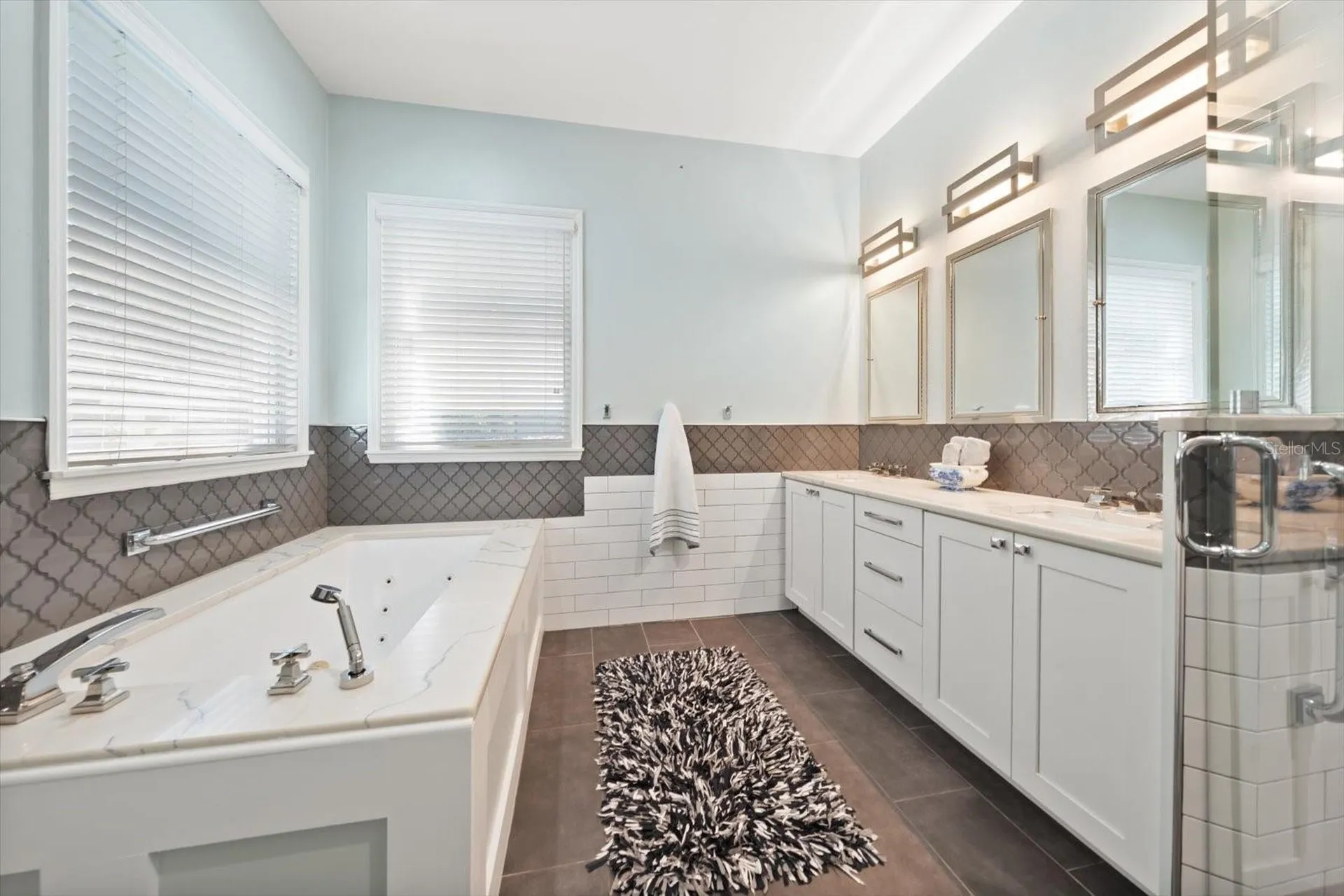 707 Lansden Court Tarpon Springs FL 34689