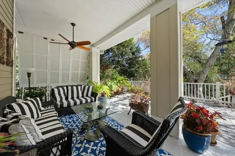 707 Lansden Court Tarpon Springs FL 34689