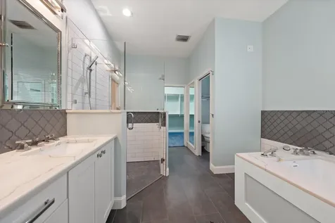 707 Lansden Court Tarpon Springs FL 34689
