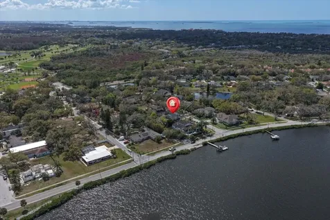 707 Lansden Court Tarpon Springs FL 34689