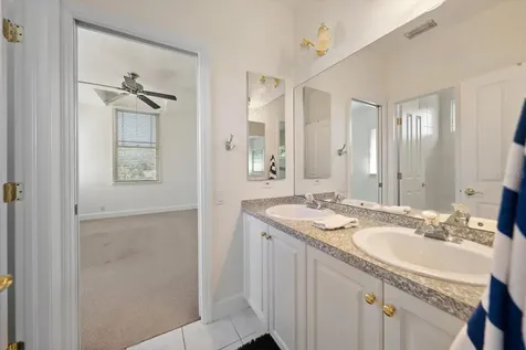 707 Lansden Court Tarpon Springs FL 34689