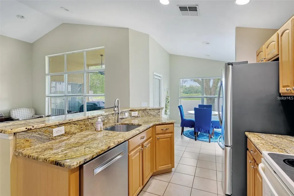 18821 Maisons Drive Lutz FL 33558