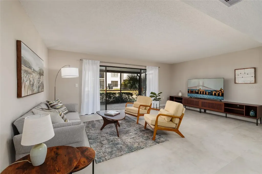 2480 Pelican Court Clearwater FL 33762