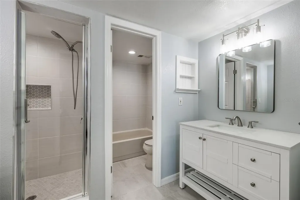 2480 Pelican Court Clearwater FL 33762
