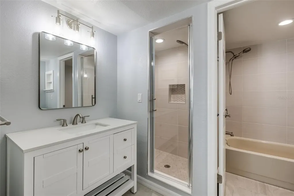 2480 Pelican Court Clearwater FL 33762