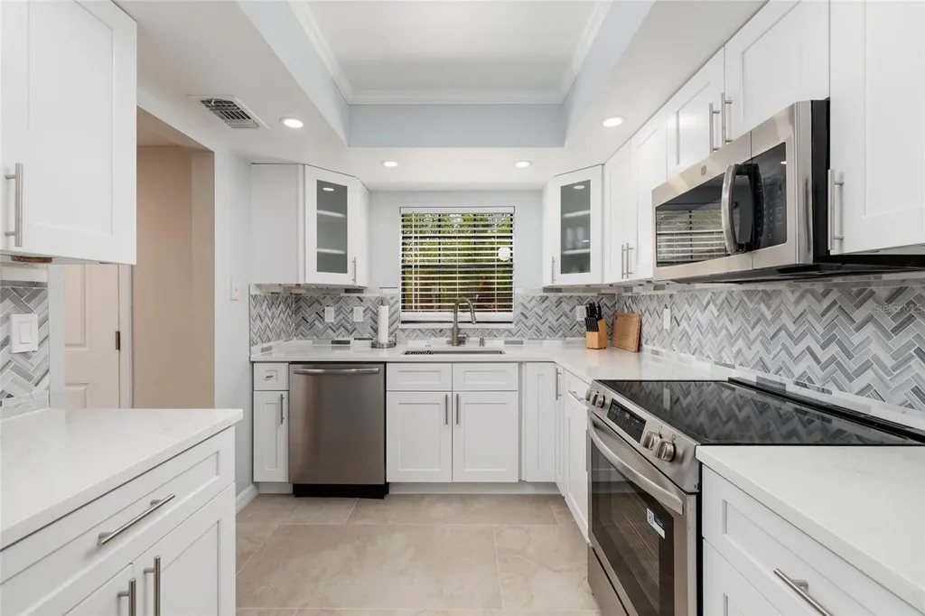 2480 Pelican Court Clearwater FL 33762