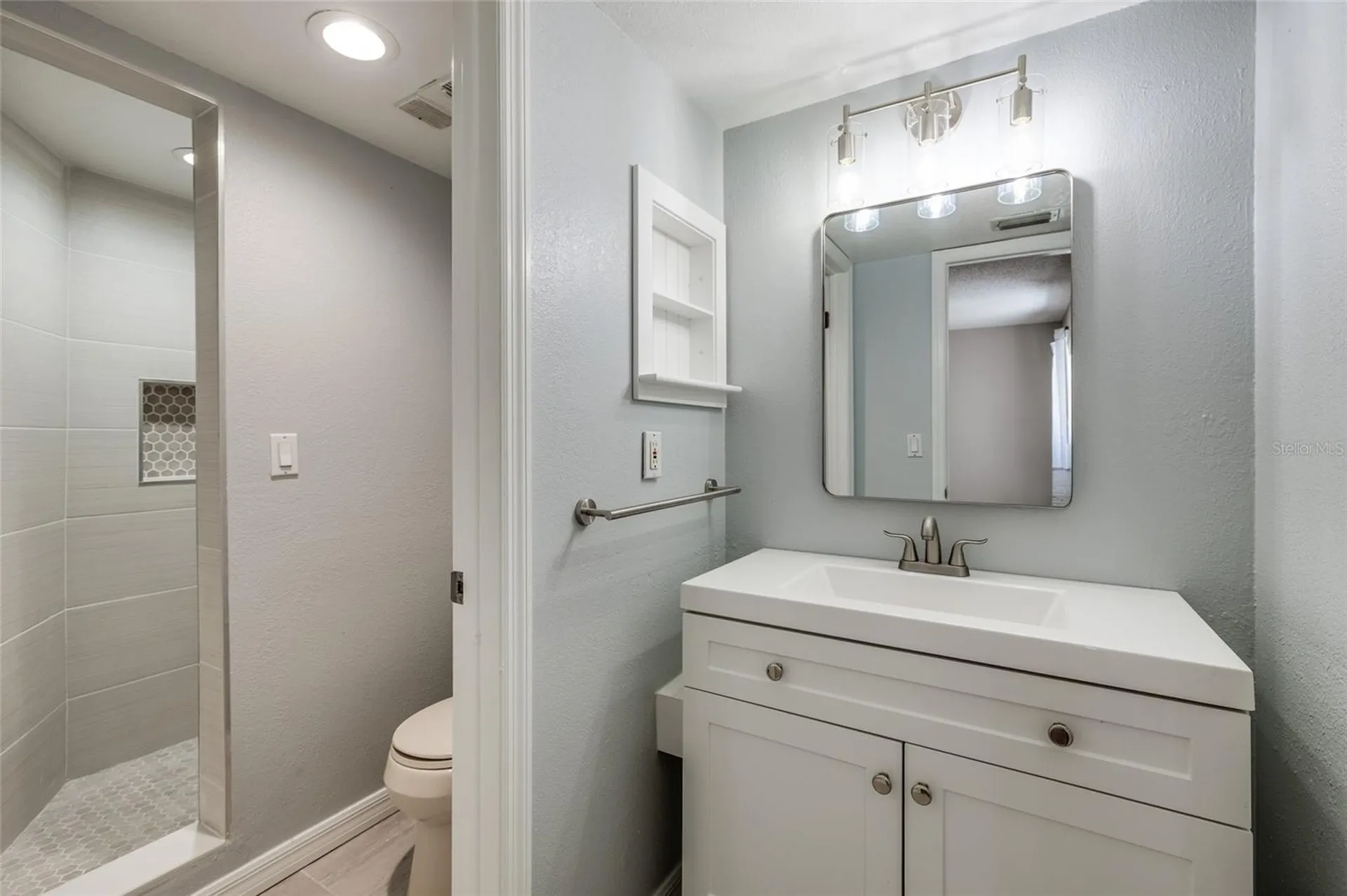 2480 Pelican Court Clearwater FL 33762
