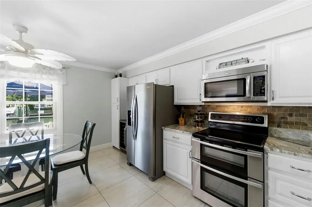 4911 Coquina Key Drive SE St Petersburg FL 33705