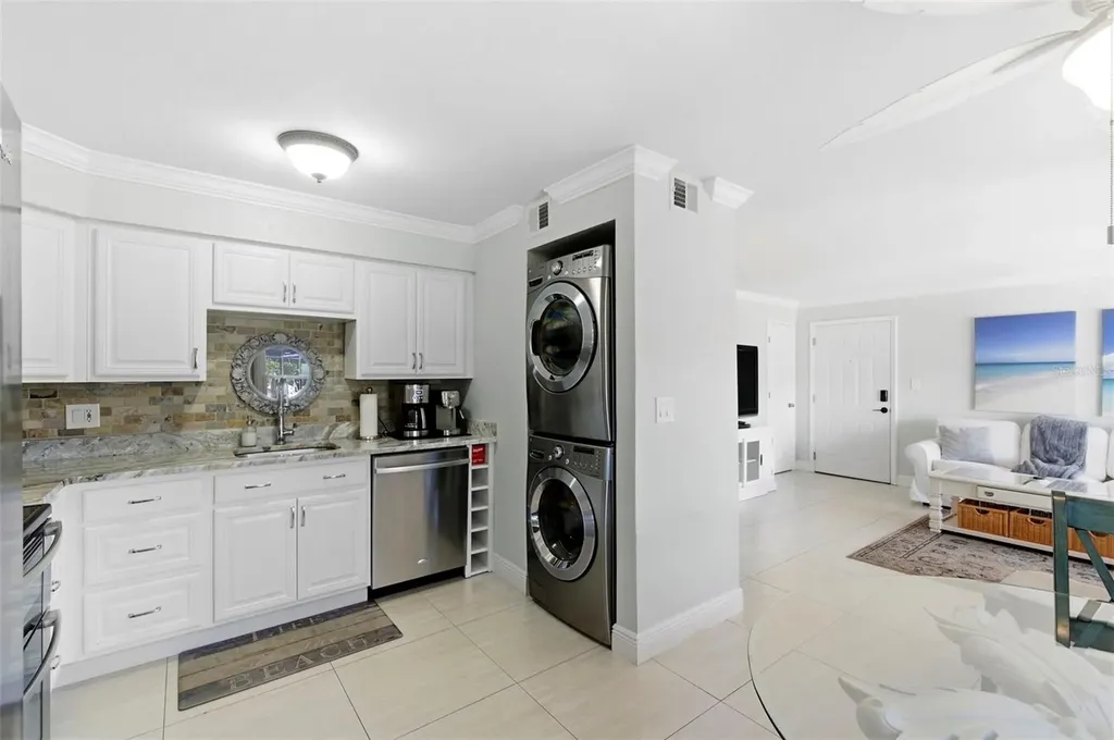 4911 Coquina Key Drive SE St Petersburg FL 33705