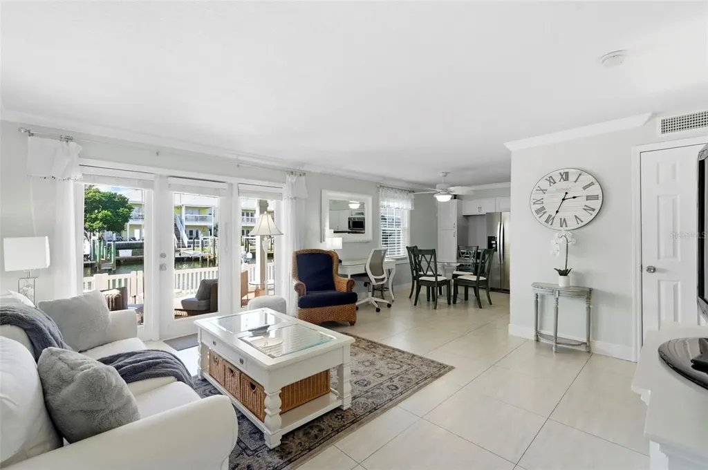 4911 Coquina Key Drive SE St Petersburg FL 33705