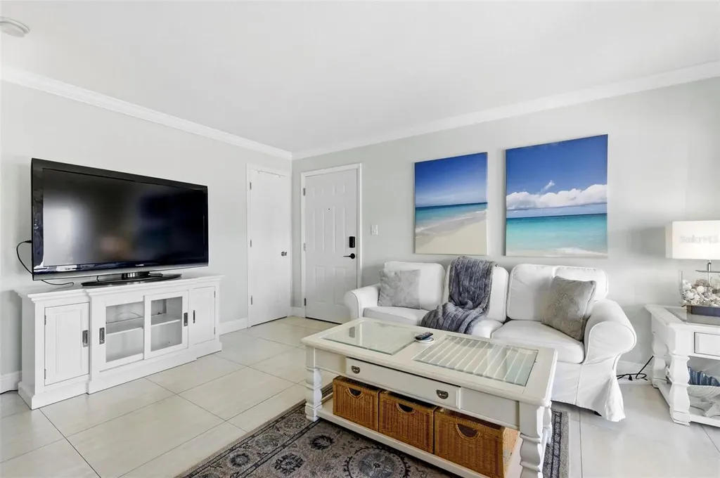 4911 Coquina Key Drive SE St Petersburg FL 33705