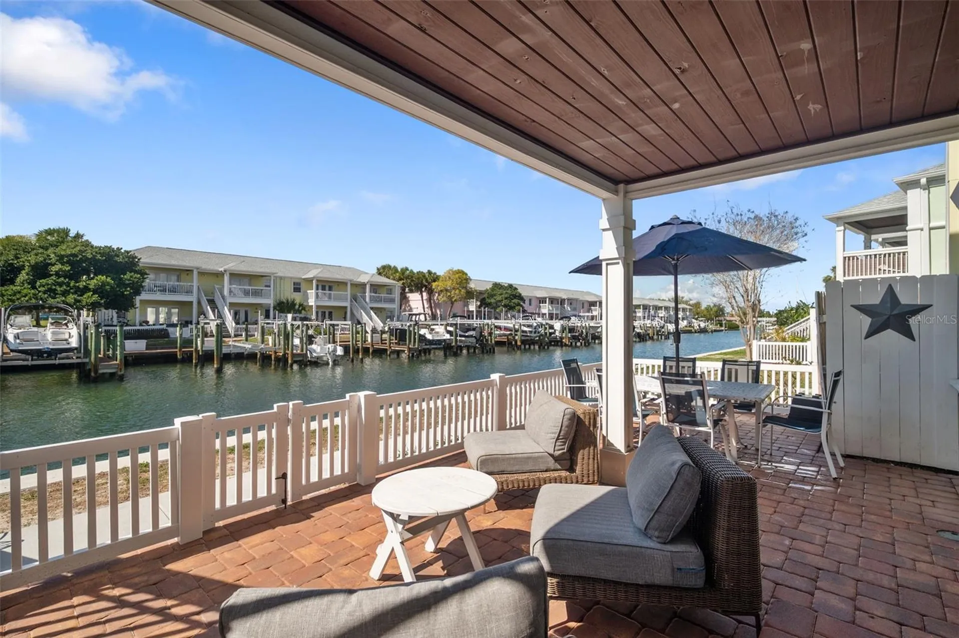 4911 Coquina Key Drive SE St Petersburg FL 33705