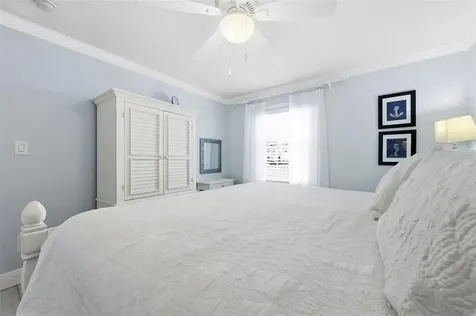 4911 Coquina Key Drive SE St Petersburg FL 33705