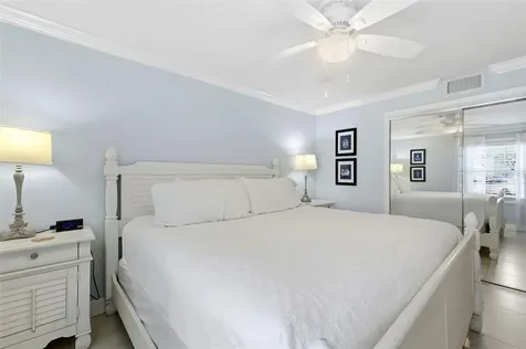 4911 Coquina Key Drive SE St Petersburg FL 33705