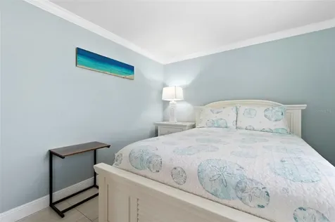 4911 Coquina Key Drive SE St Petersburg FL 33705