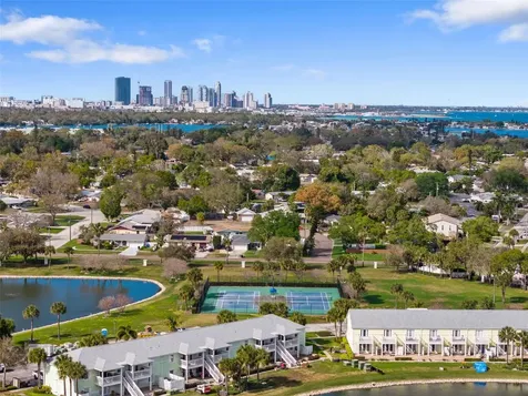 4911 Coquina Key Drive SE St Petersburg FL 33705