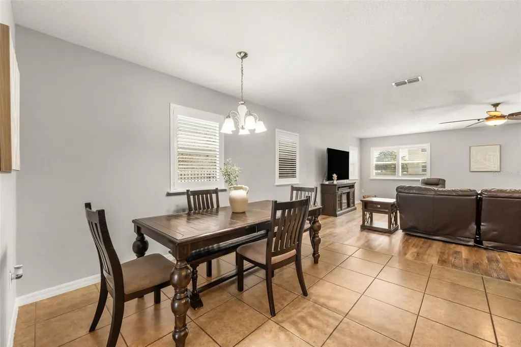 1049 NW 233rd Drive Newberry FL 32669