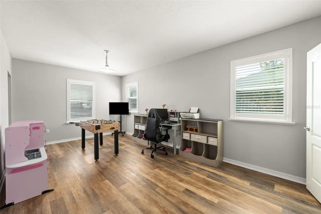 1049 NW 233rd Drive Newberry FL 32669