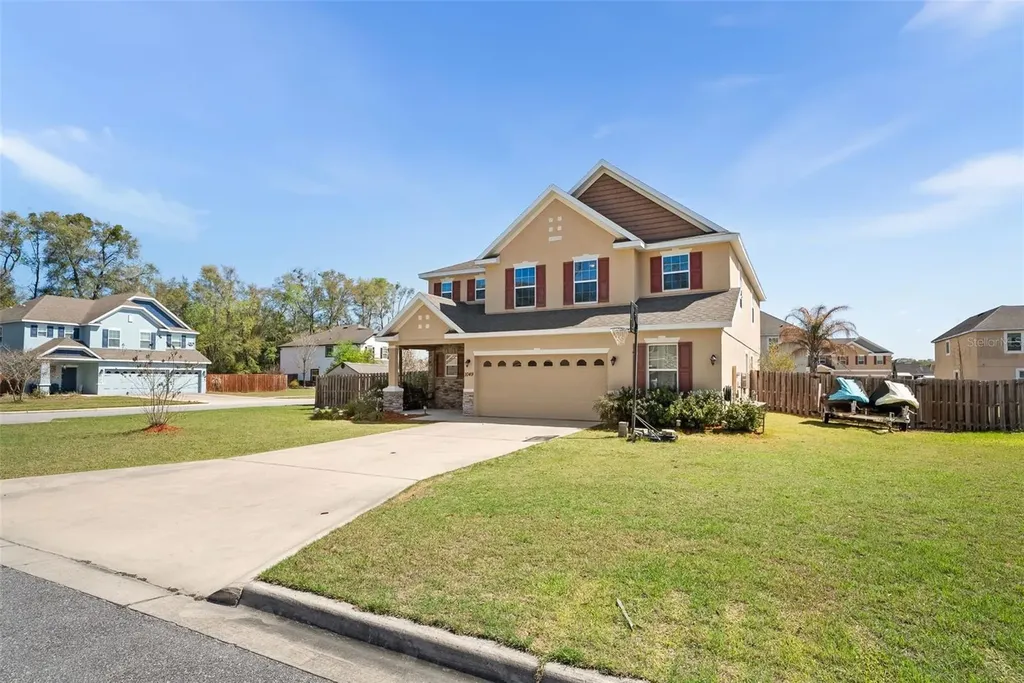 1049 NW 233rd Drive Newberry FL 32669