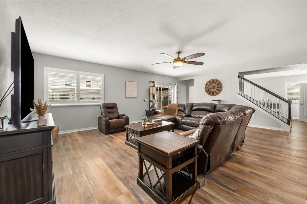 1049 NW 233rd Drive Newberry FL 32669