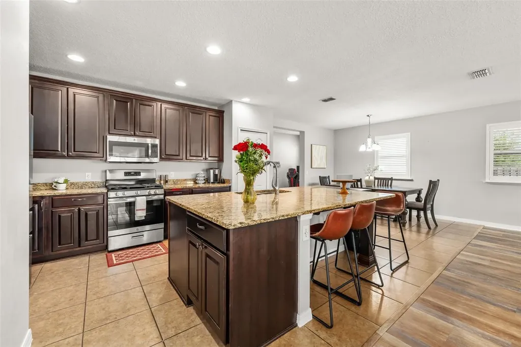 1049 NW 233rd Drive Newberry FL 32669
