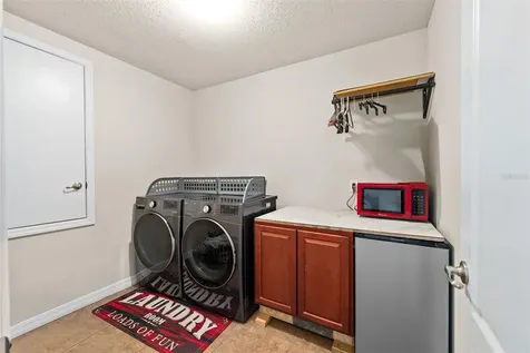 1049 NW 233rd Drive Newberry FL 32669