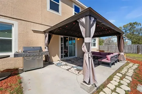1049 NW 233rd Drive Newberry FL 32669