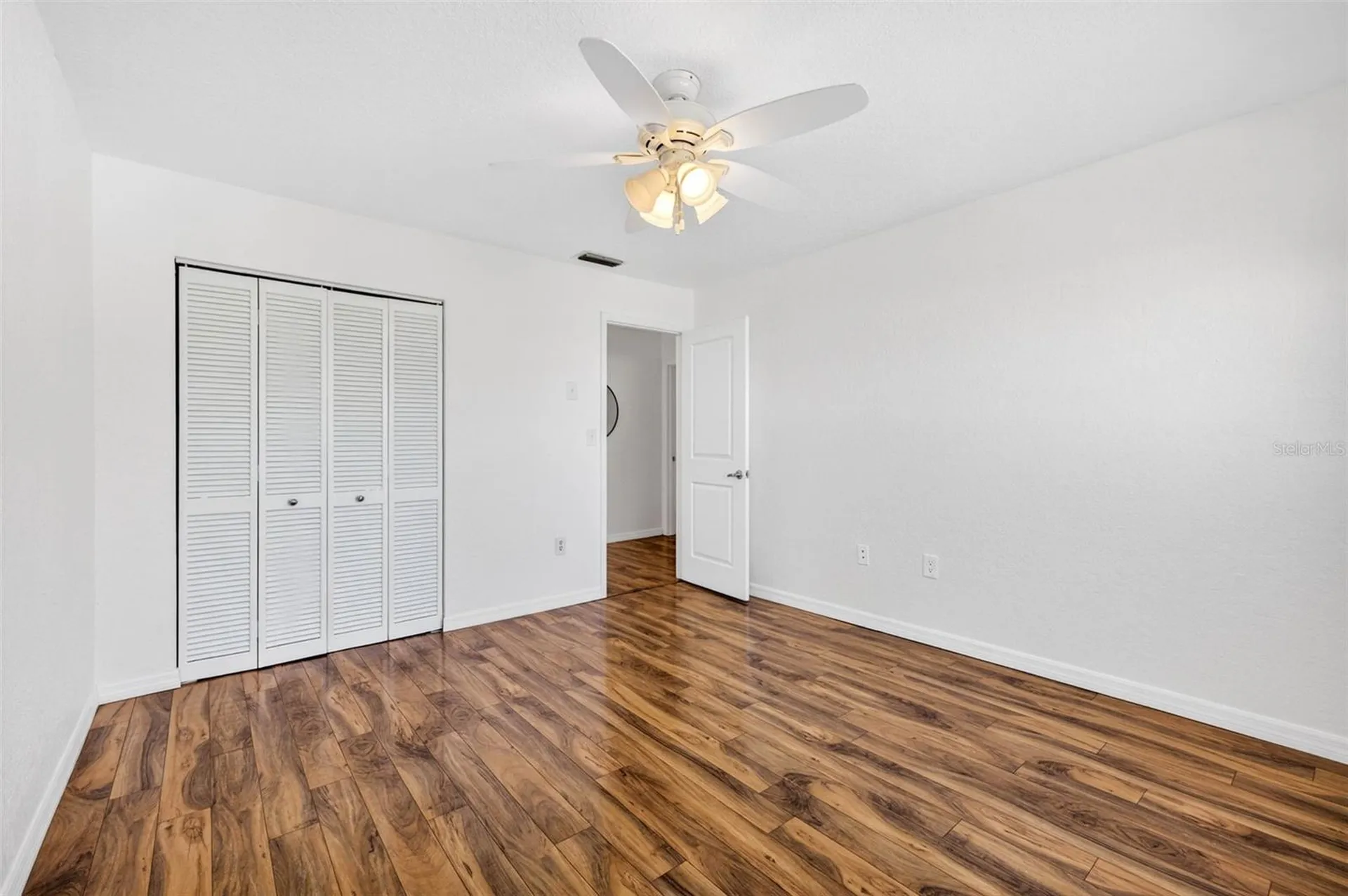 9342 Tradewinds Avenue Seminole FL 33776