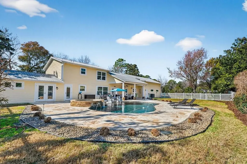 14 Village Drive Ormond Beach FL 32174