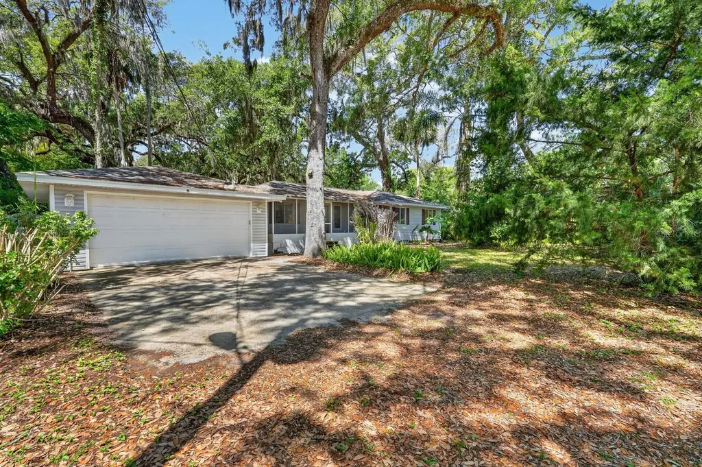 12 Dawson Drive Palm Coast FL 32137