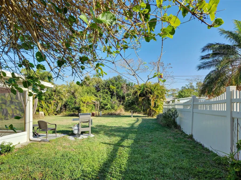 836 Stewart Street Englewood FL 34223