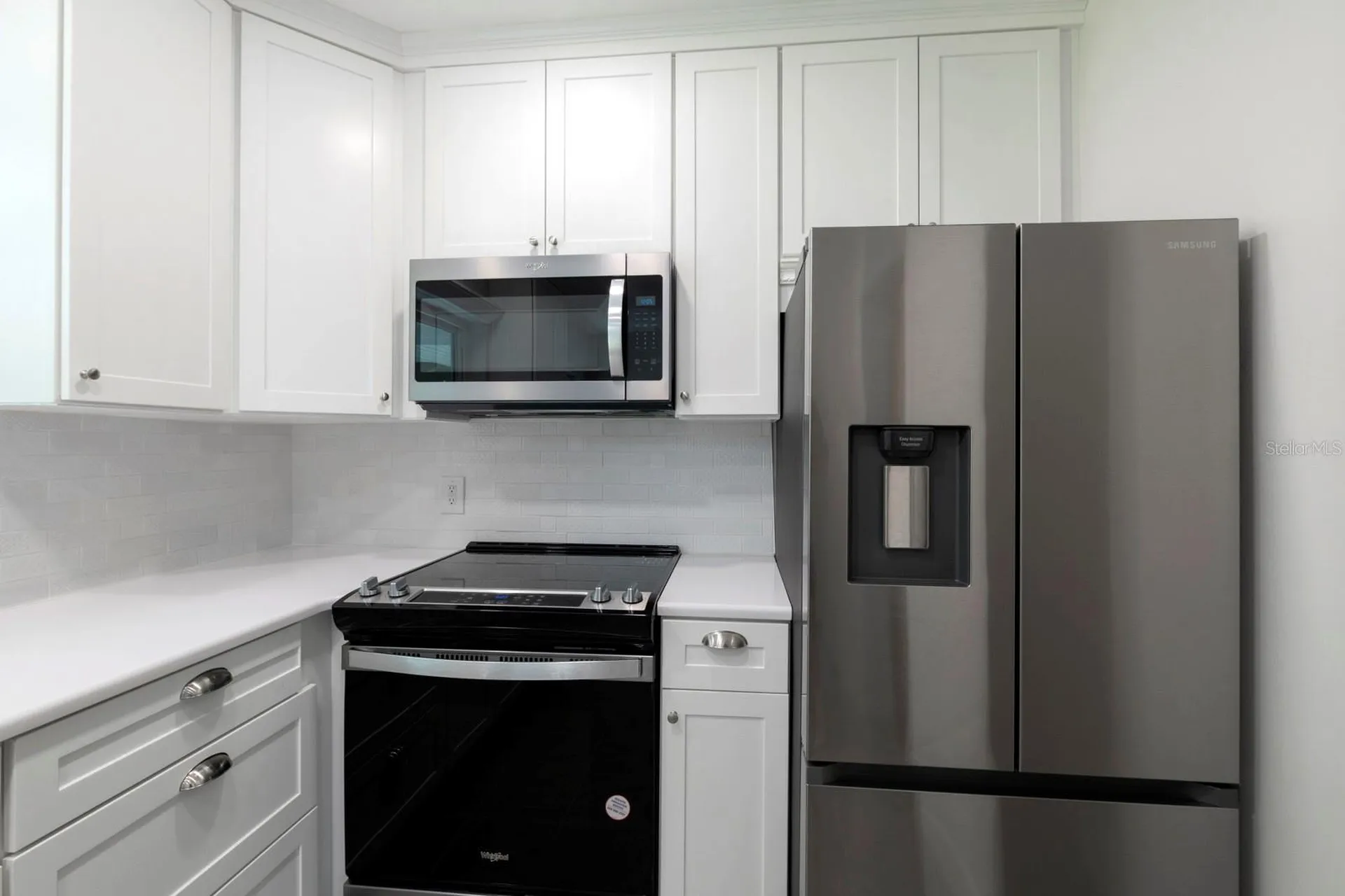 1210 N Donnelly Street Mount Dora FL 32757