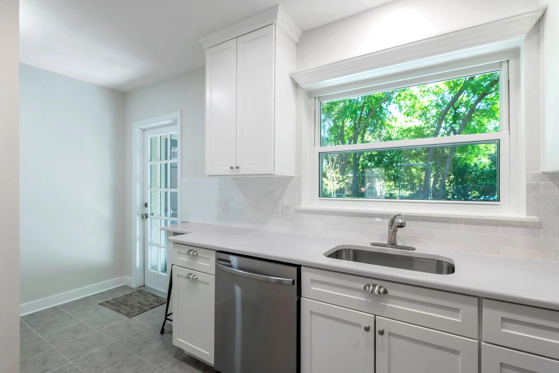 1210 N Donnelly Street Mount Dora FL 32757