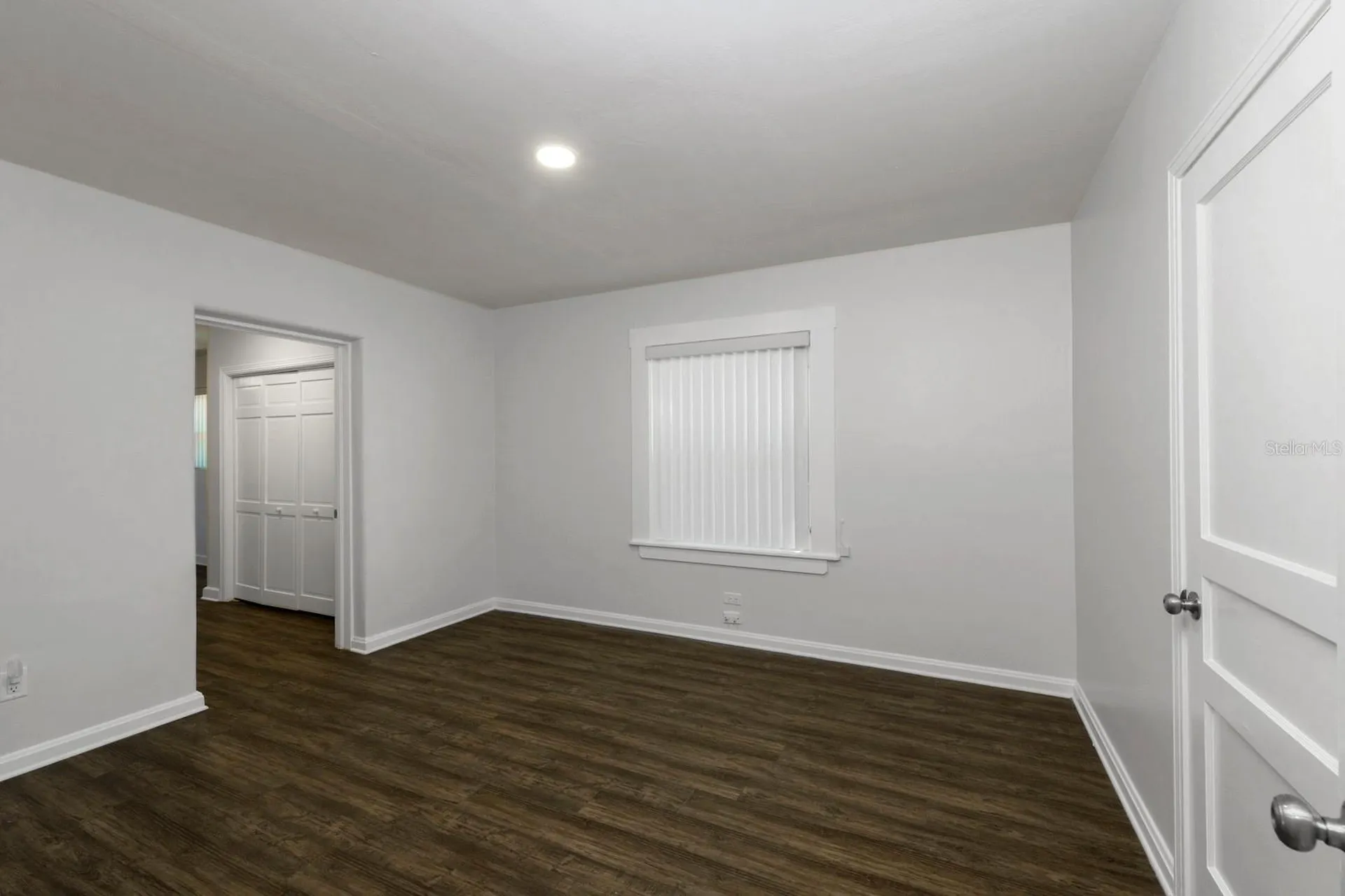 1210 N Donnelly Street Mount Dora FL 32757