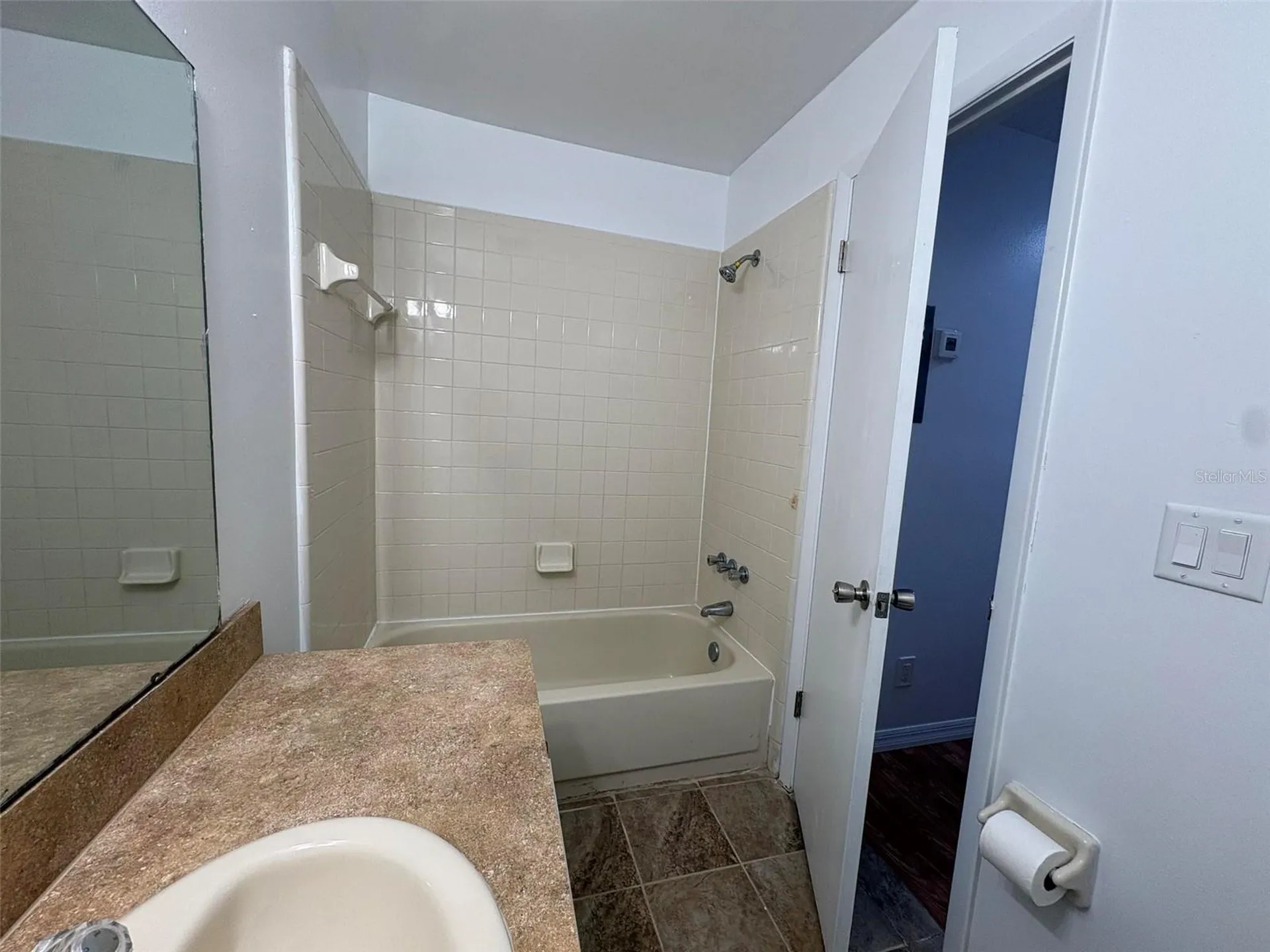 1724 Foxhall Circle Kissimmee FL 34741