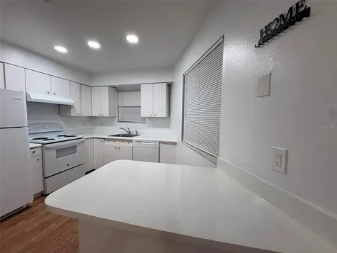 1724 Foxhall Circle Kissimmee FL 34741