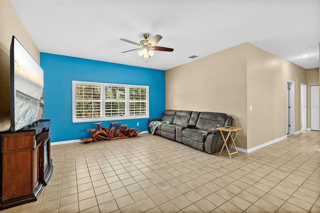 28 Montauk Lane Palm Coast FL 32164