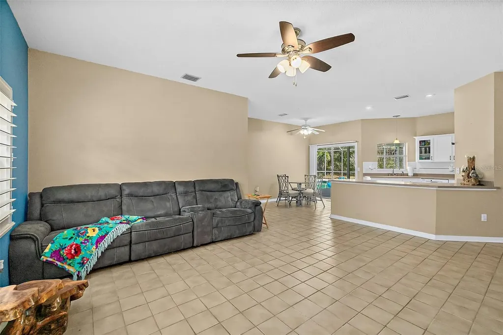 28 Montauk Lane Palm Coast FL 32164